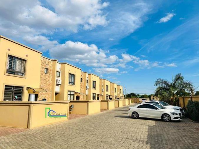 3 Bedroom Apartment / Flat to Rent in Ibex Hill