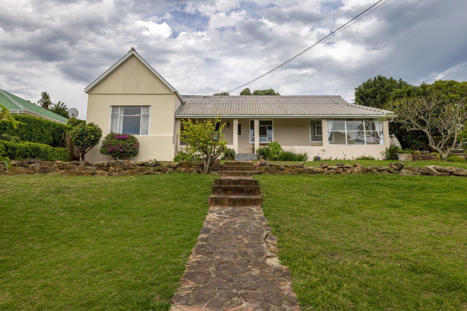 6 Bedroom House for sale in East Bank 7 Beach Crescent P24113698873