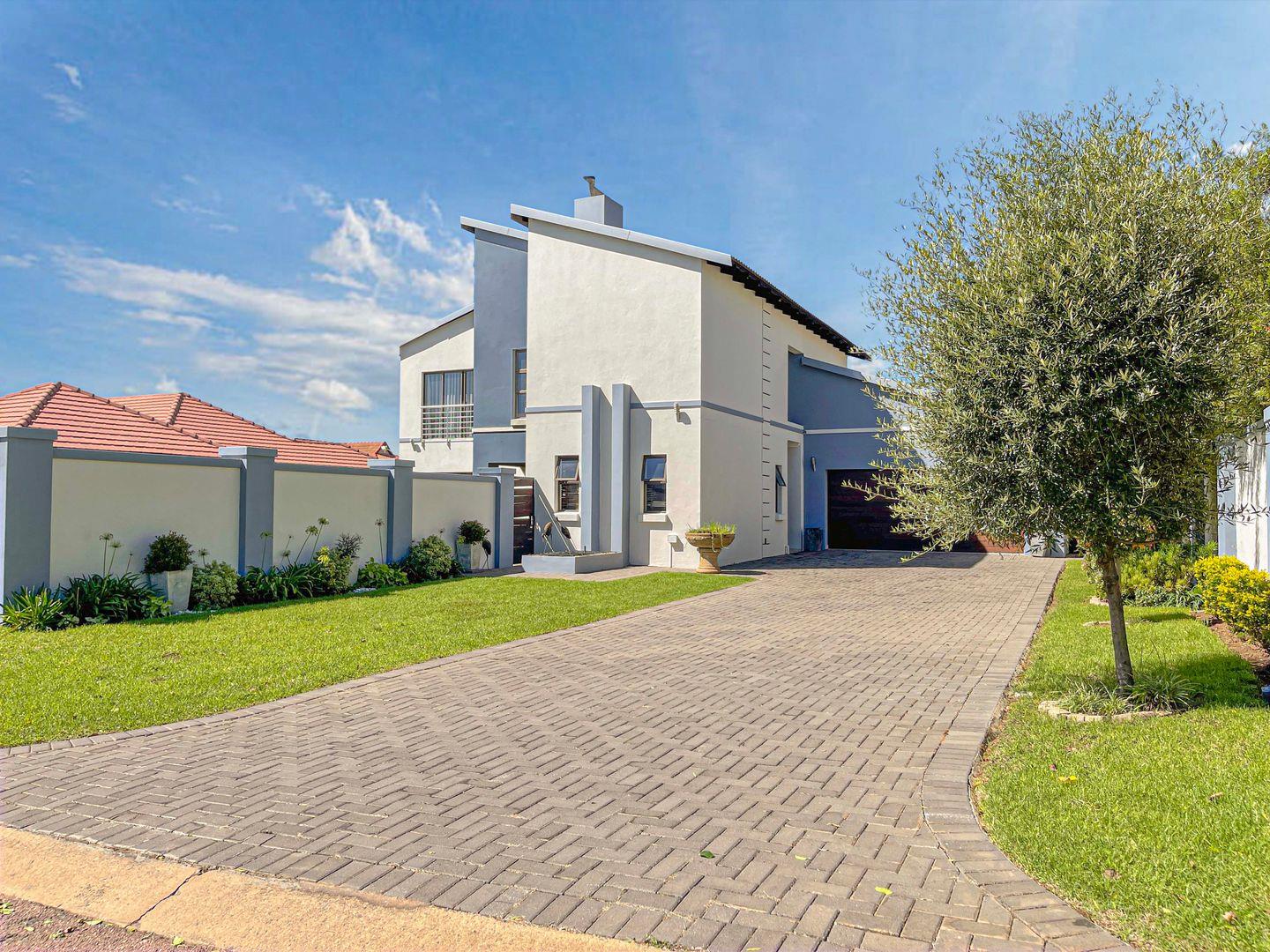 Midstream Estate Property Houses for sale in Midstream Estate