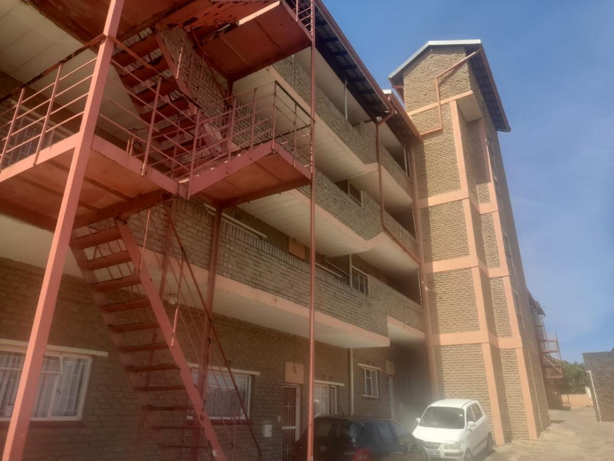 Florida, Roodepoort Property Apartments / flats to rent in Florida