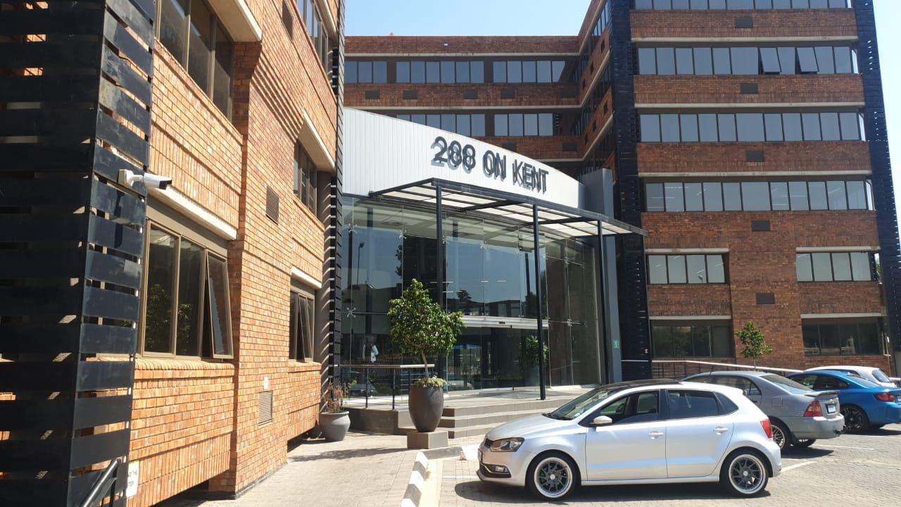 Commercial property to rent in Ferndale P24113702531