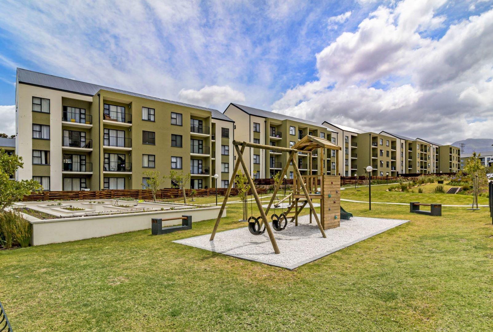 Apartments / flats for sale in Gordons Bay Gordons Bay Property