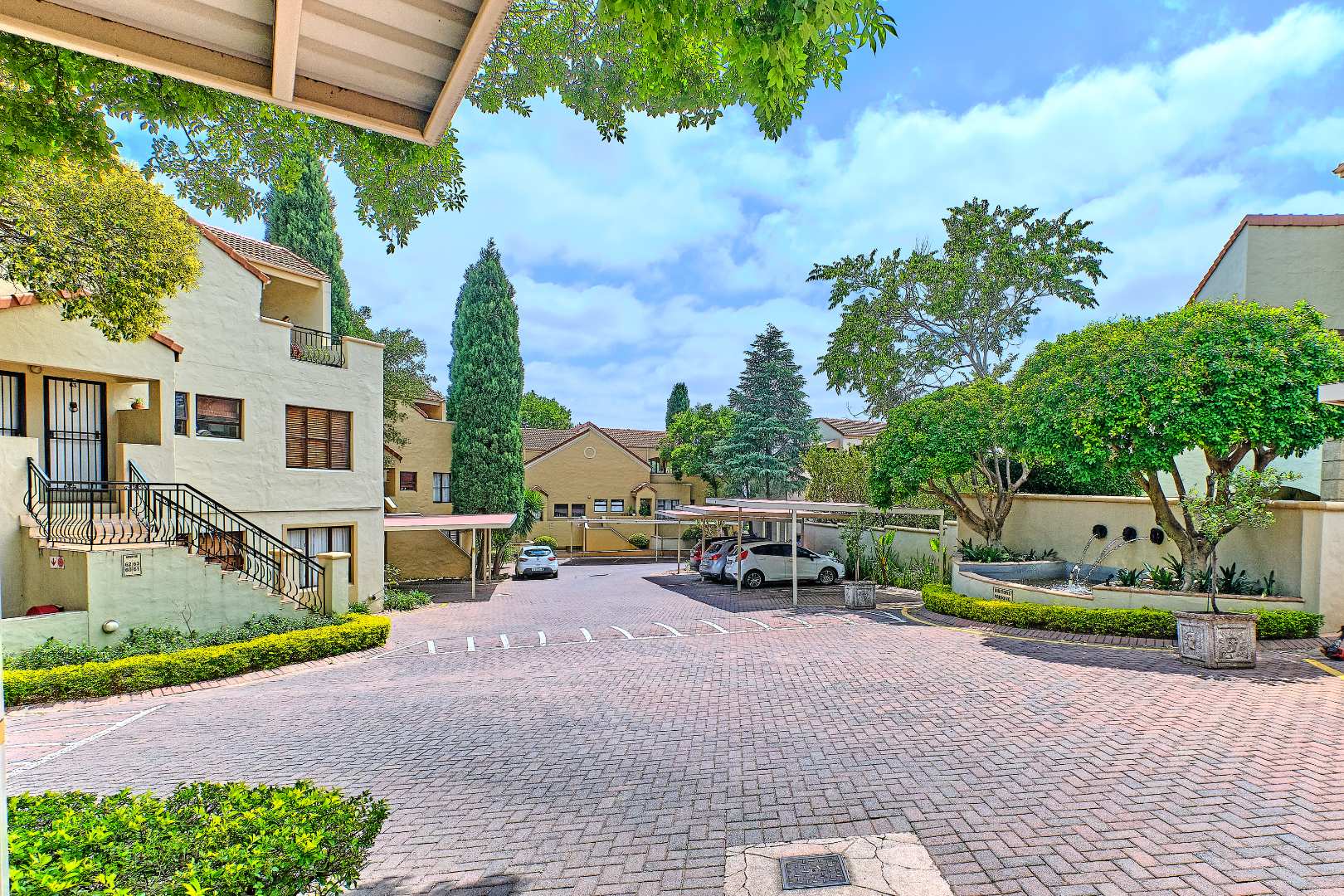 River Club, Sandton Property Property and houses for sale in River