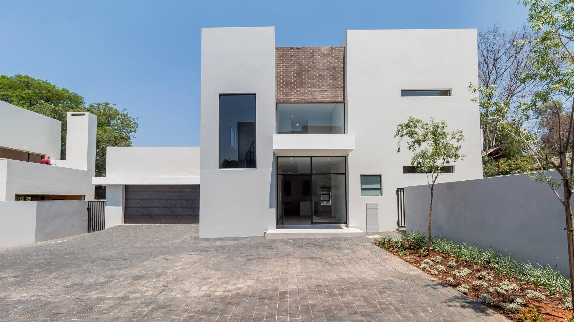 4 Bedroom House for sale in Lynnwood Glen P24112376115