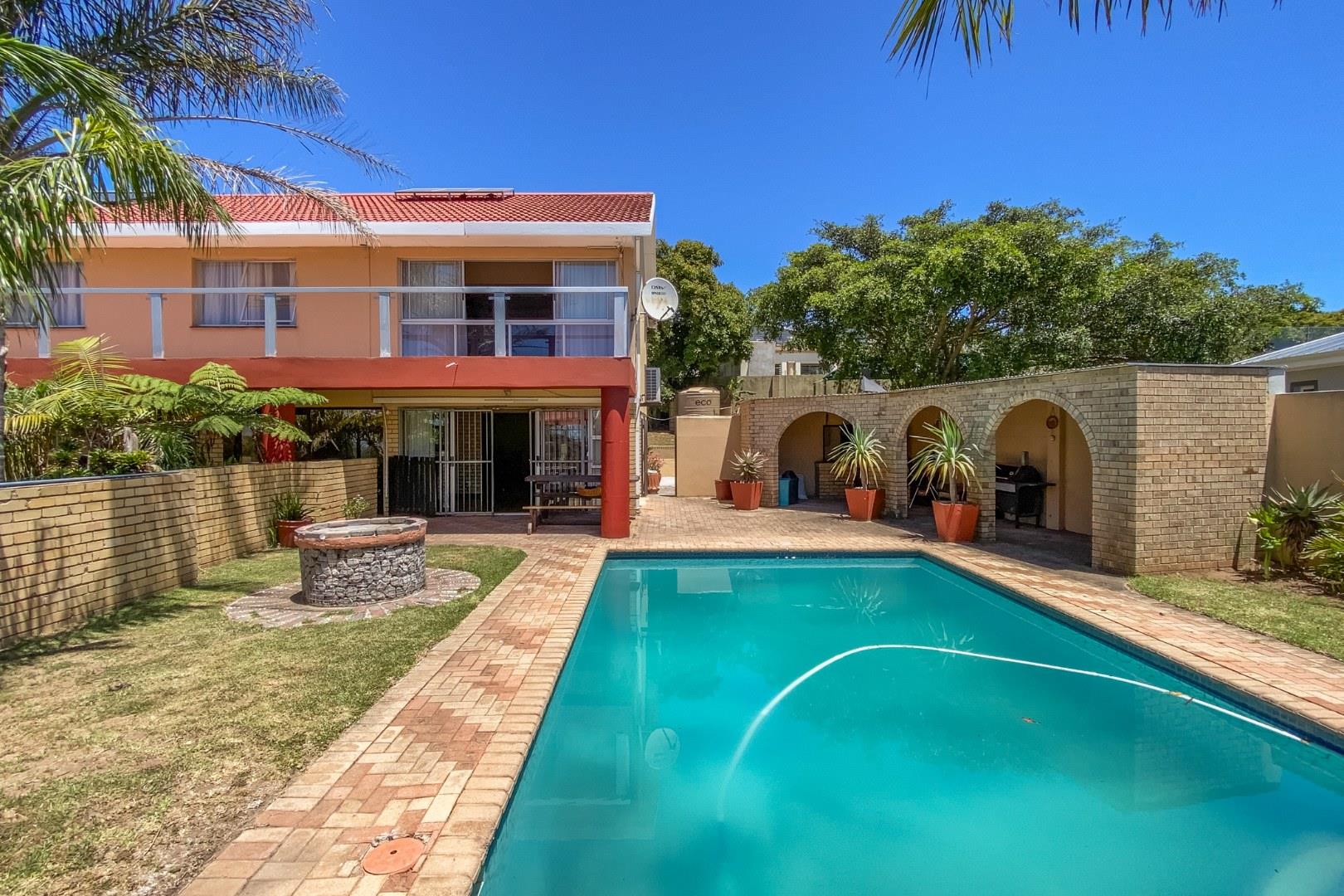 5 Bedroom House for sale in Lovemore Heights 18 Melsetter Road P24