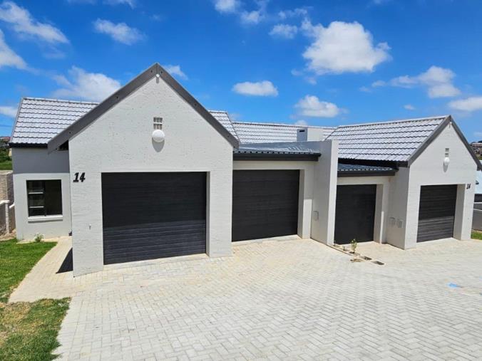 3 Bedroom House for Sale in Blue Mountain Village