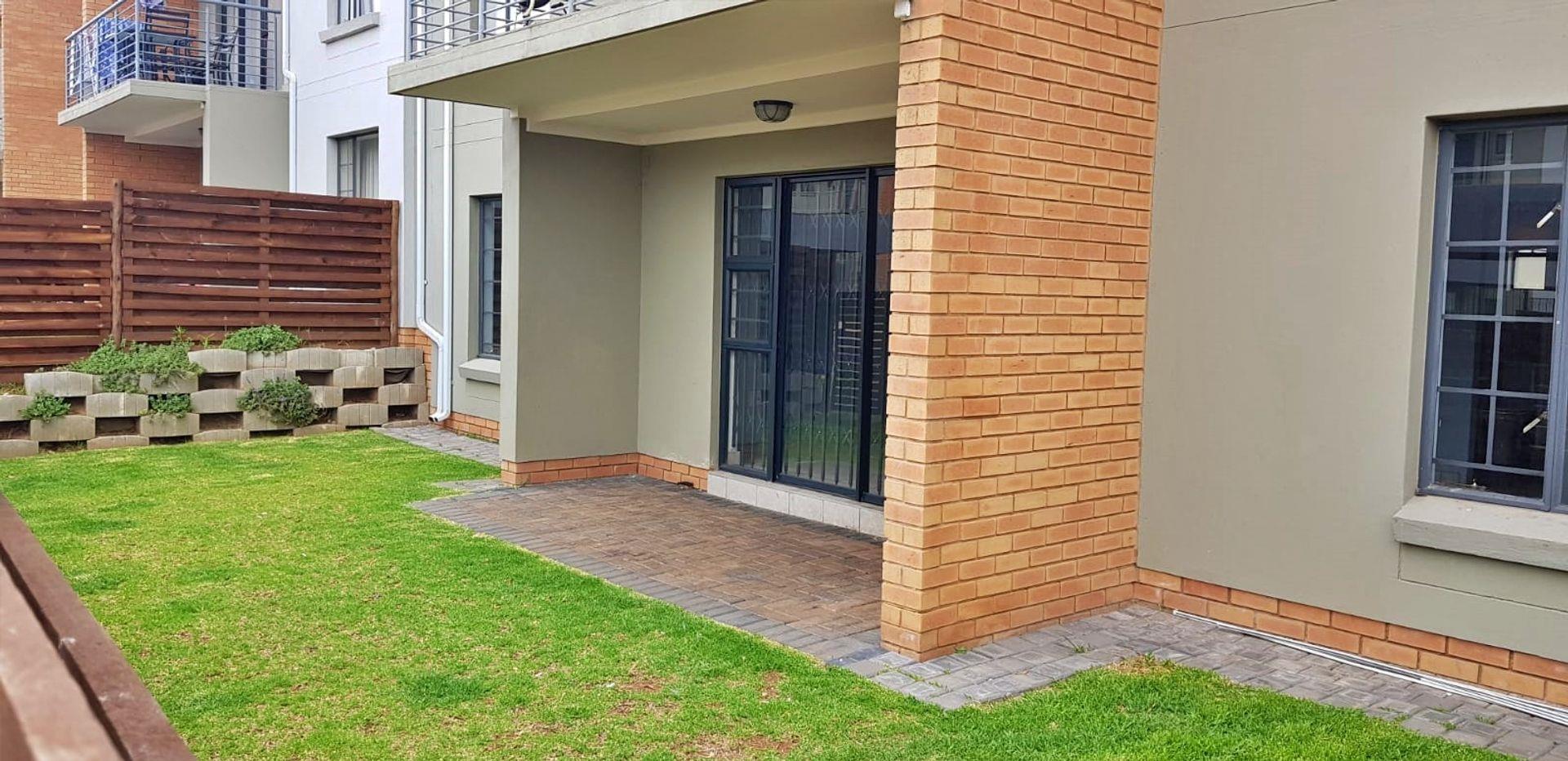 4 Bedroom Apartment / flat for sale in Esther Park P24113708992