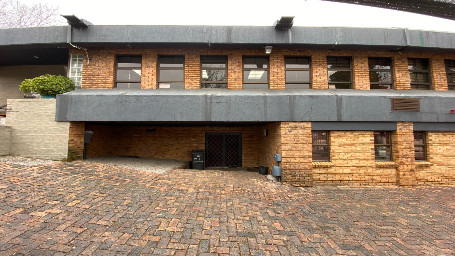 Commercial property for sale in Blairgowrie 8 Susman Avenue P24