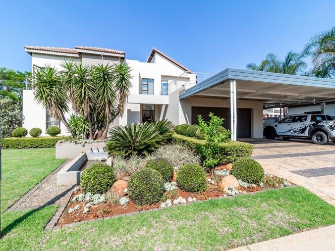 5 Bedroom House for Sale in Zambezi Country Estate