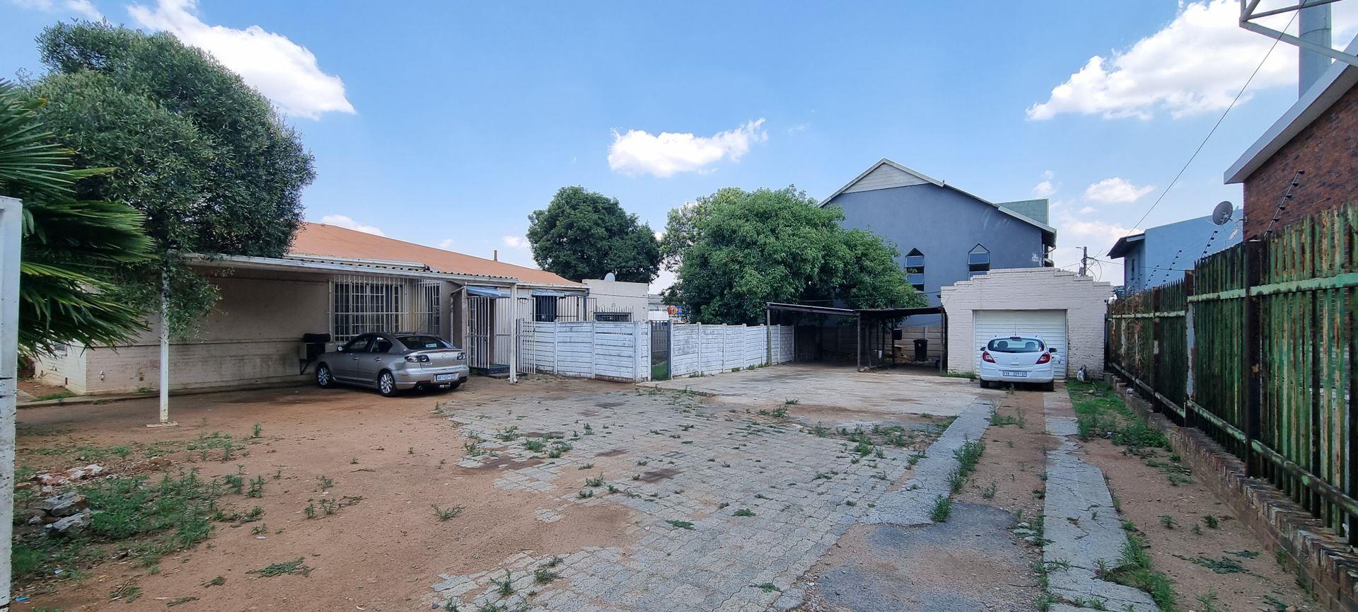 Commercial property for sale in Edenvale Edenvale Property