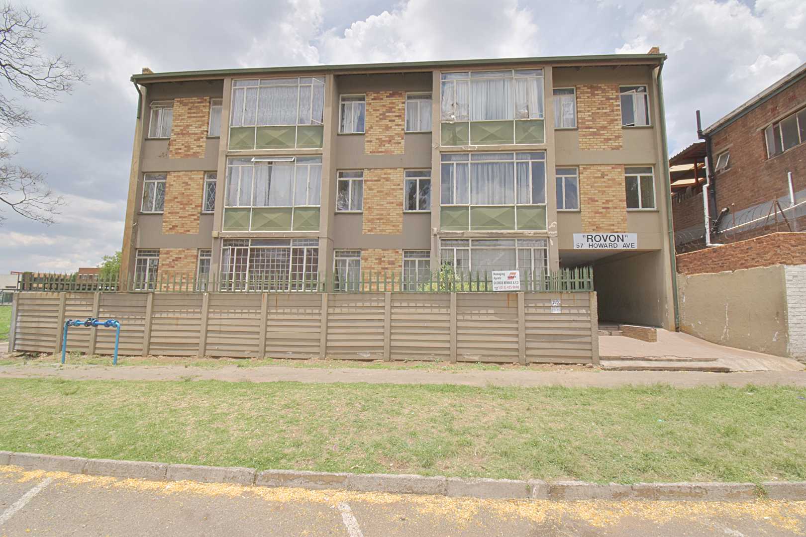 2 Bedroom Apartment / flat for sale in Benoni Central P24113711789