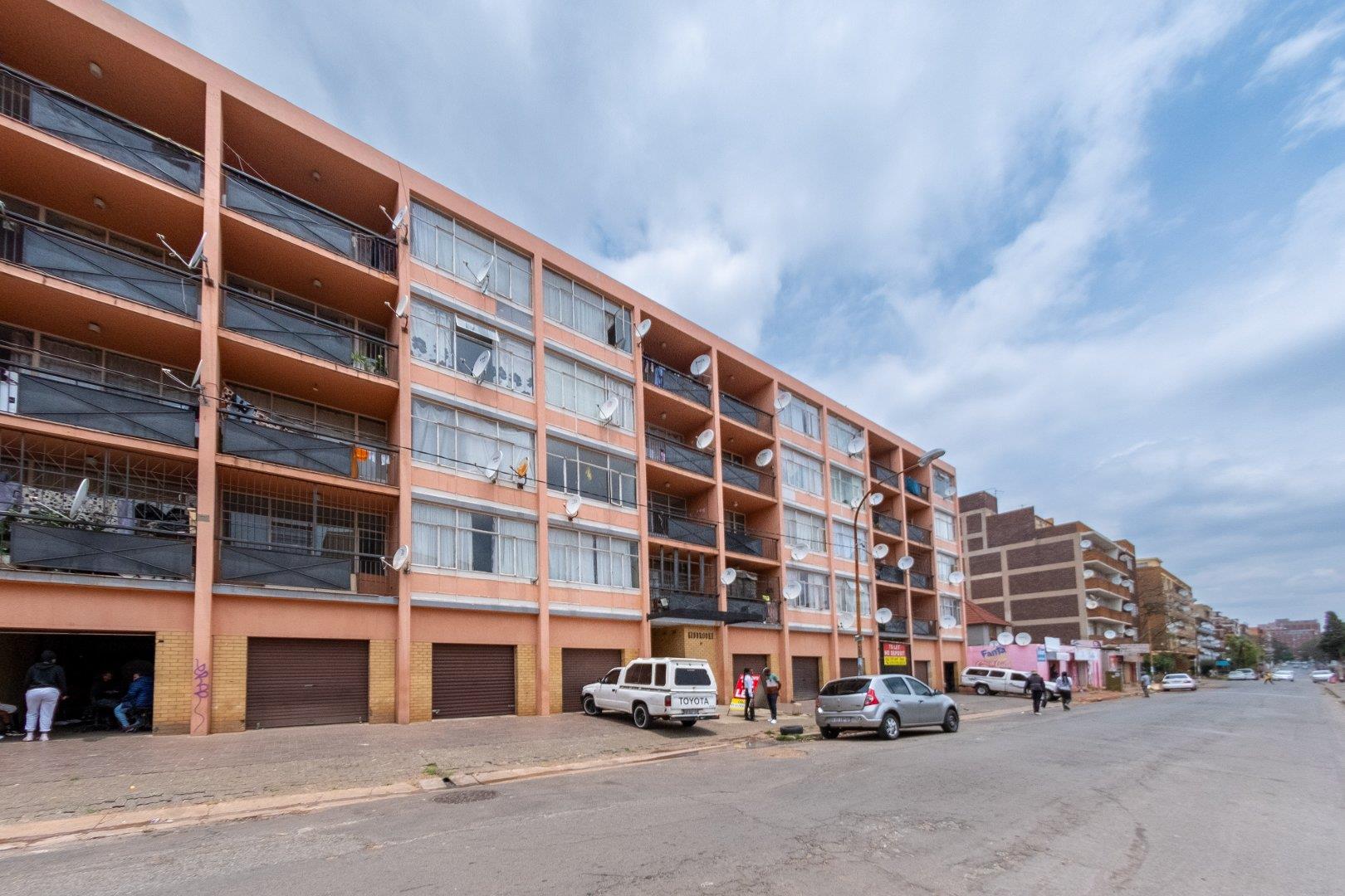 Commercial property for sale in Berea P24113712085