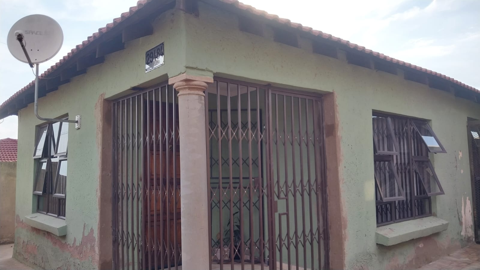 Meadowlands West Property Property and houses for sale in Meadowlands