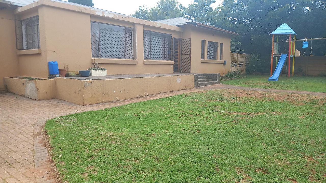 Florida, Roodepoort Property Property and houses for sale in Florida