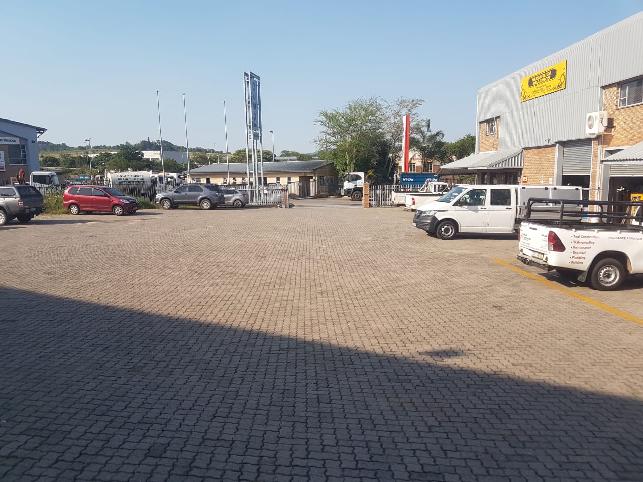 Industrial property for sale in Riverside Park 25 Rapid Street P24