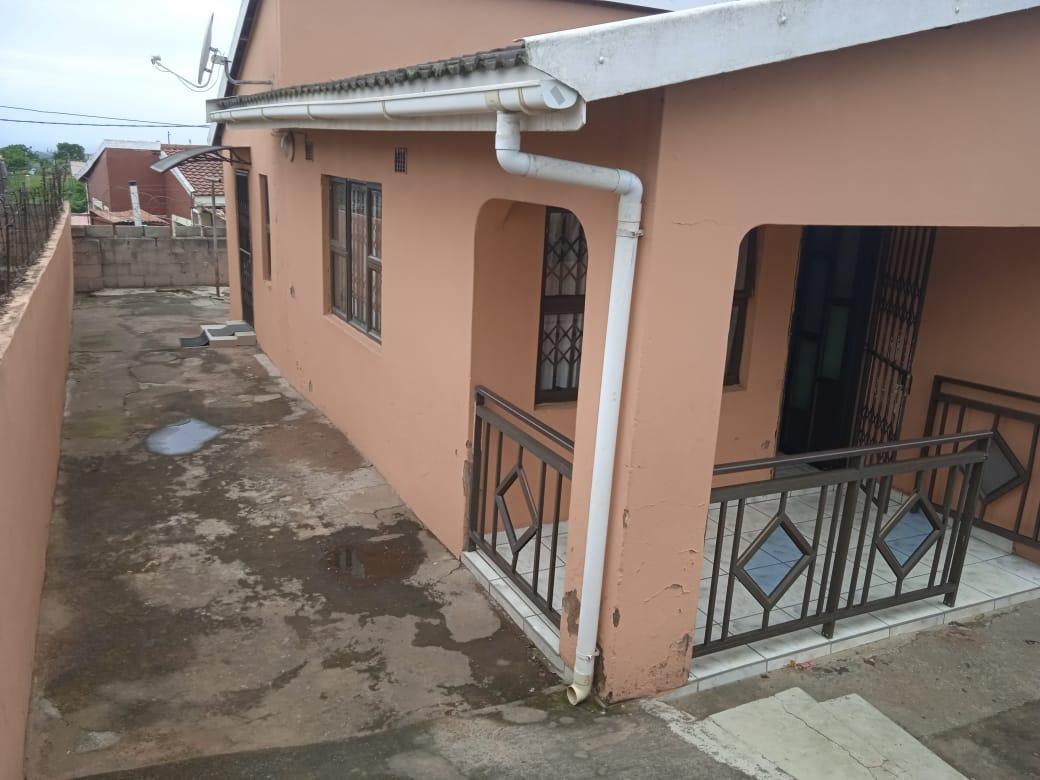 Folweni B Property Property and houses for sale in Folweni B