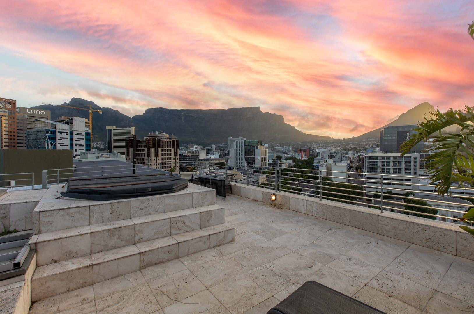 2 Bedroom Apartment / flat for sale in De Waterkant P24113713594