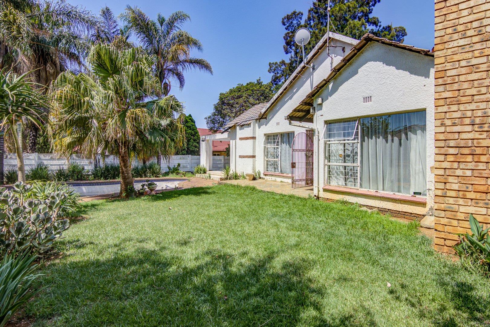 Birch Acres Property Property and houses for sale in Birch Acres