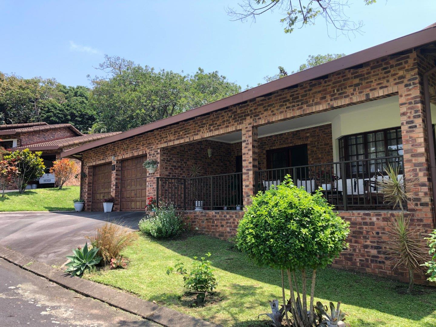 2 Bedroom Townhouse for sale in Glenmore P24113714197