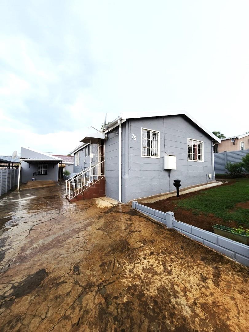 5 Bedroom House for sale in Northdale P24113717503