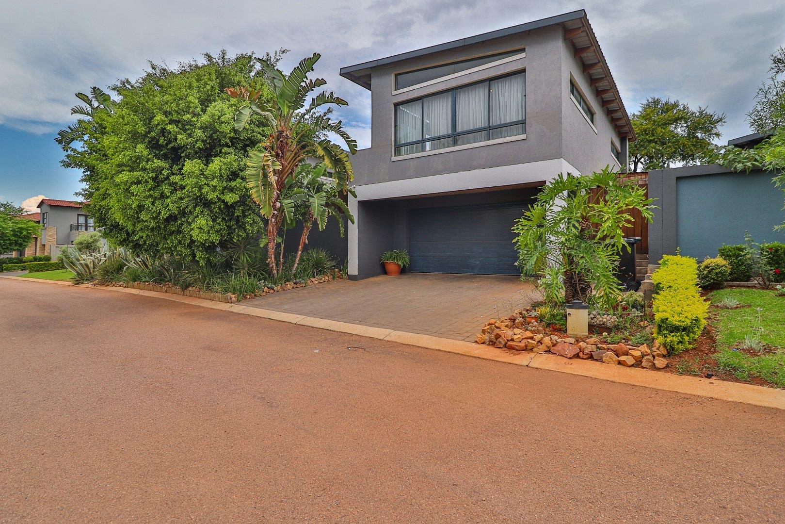 3 Bedroom House for sale in Heron Hill Garden Estate P24113692052