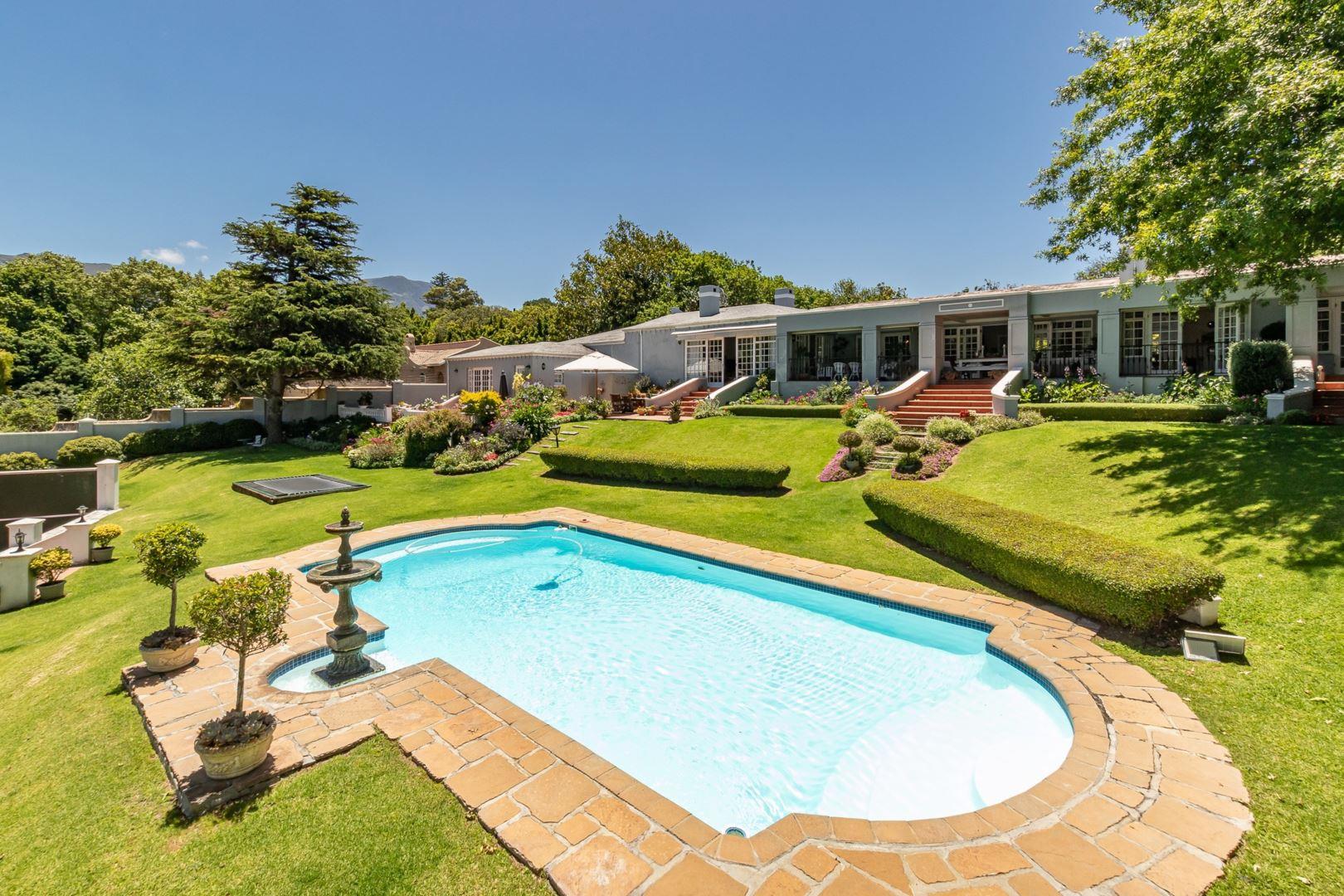 Constantia, Cape Town Property Houses for sale in Constantia, Cape