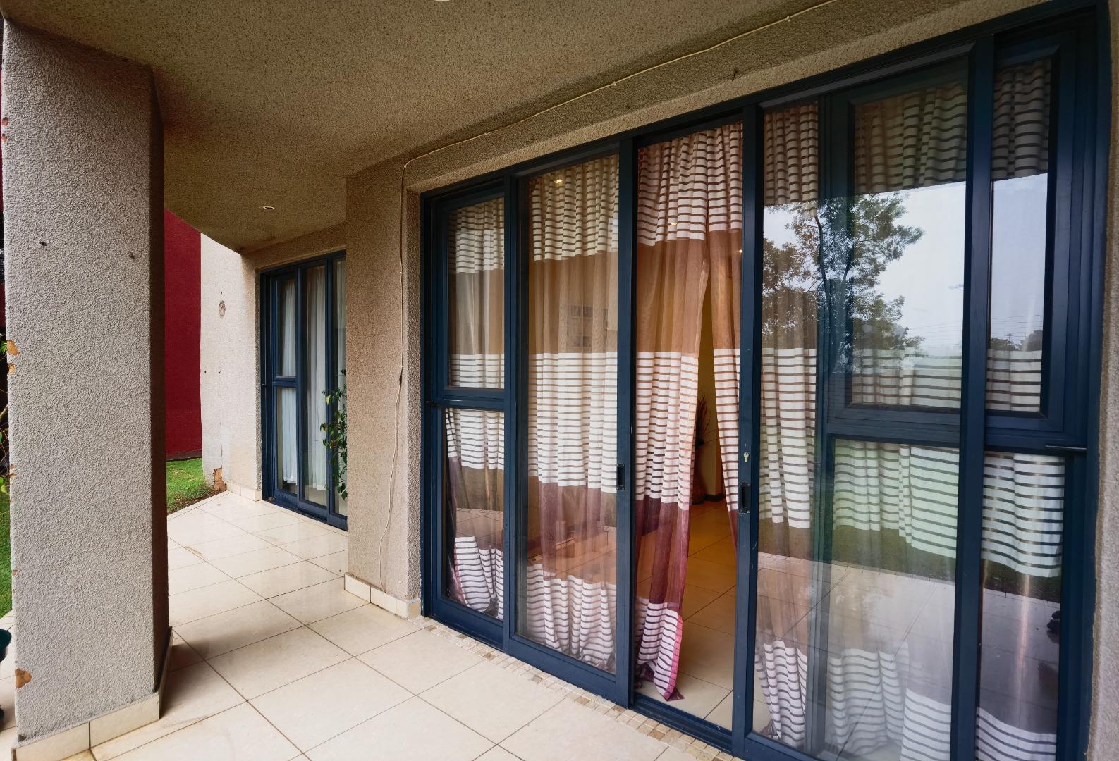 2 Bedroom Apartment / flat for sale in Amberfield P24113719841