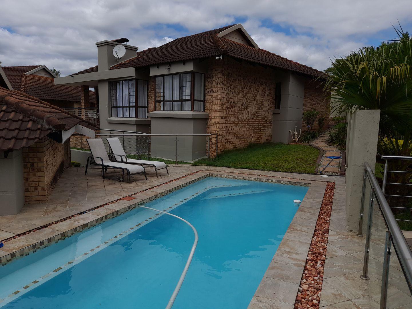 3 Bedroom House for sale in Stonehenge Ext 1 P24113721629