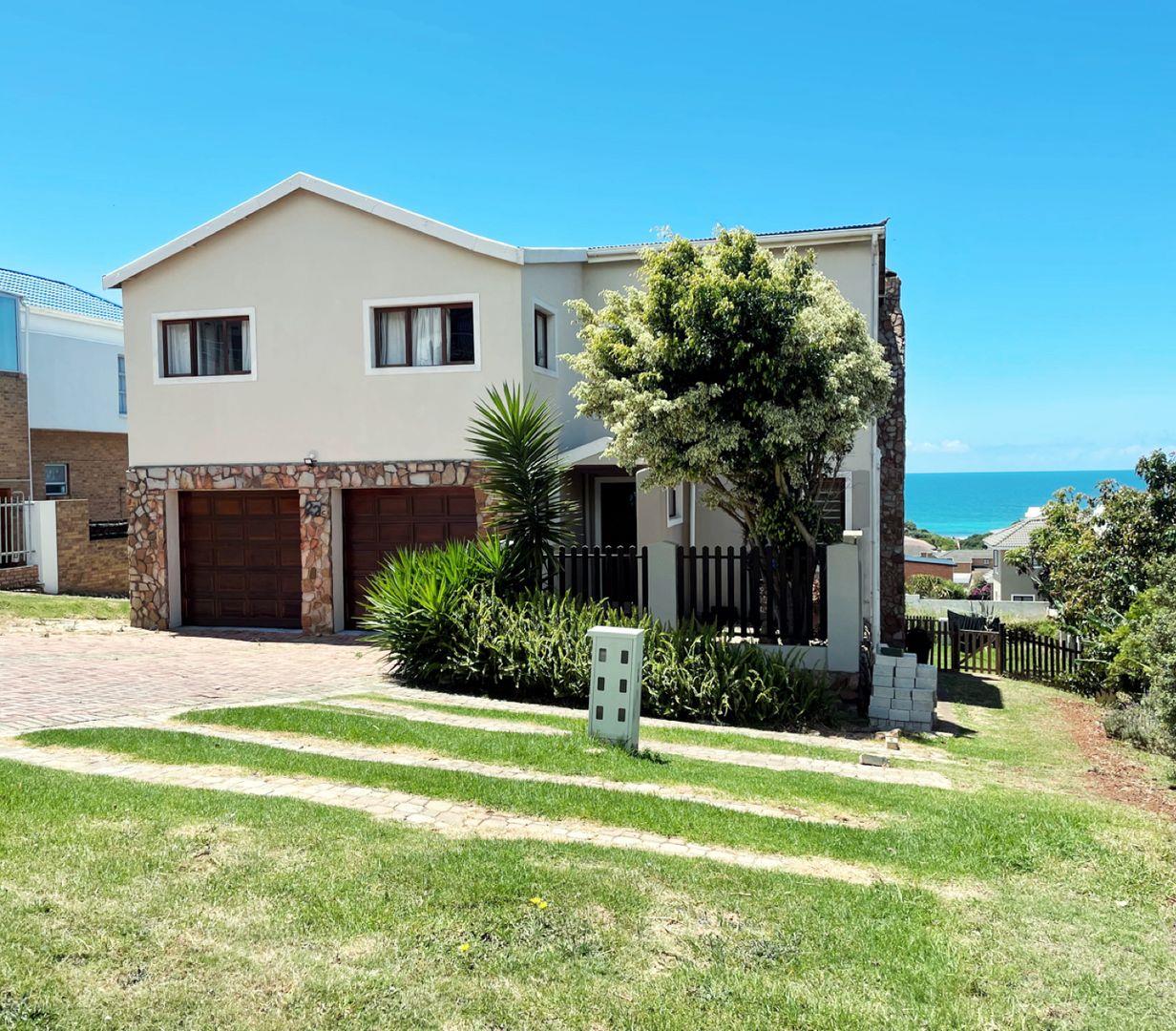 4 Bedroom House for sale in Wavecrest P24113723442