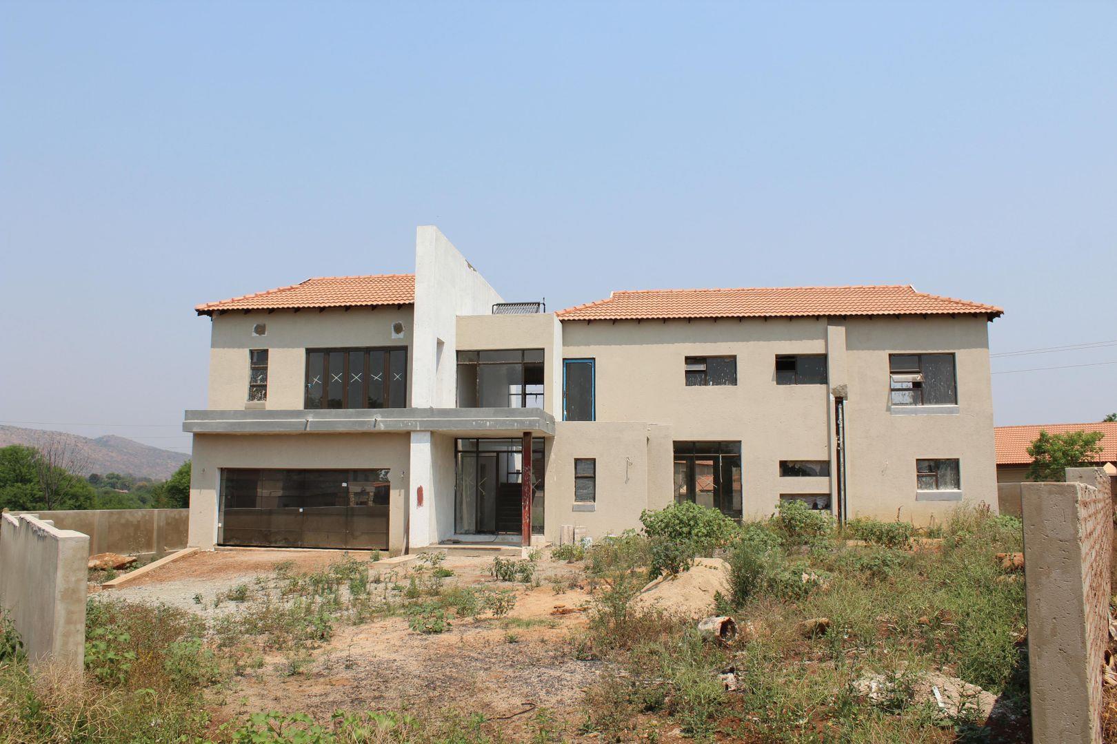 3 Bedroom House for sale in Birdwood Estate P24112444300