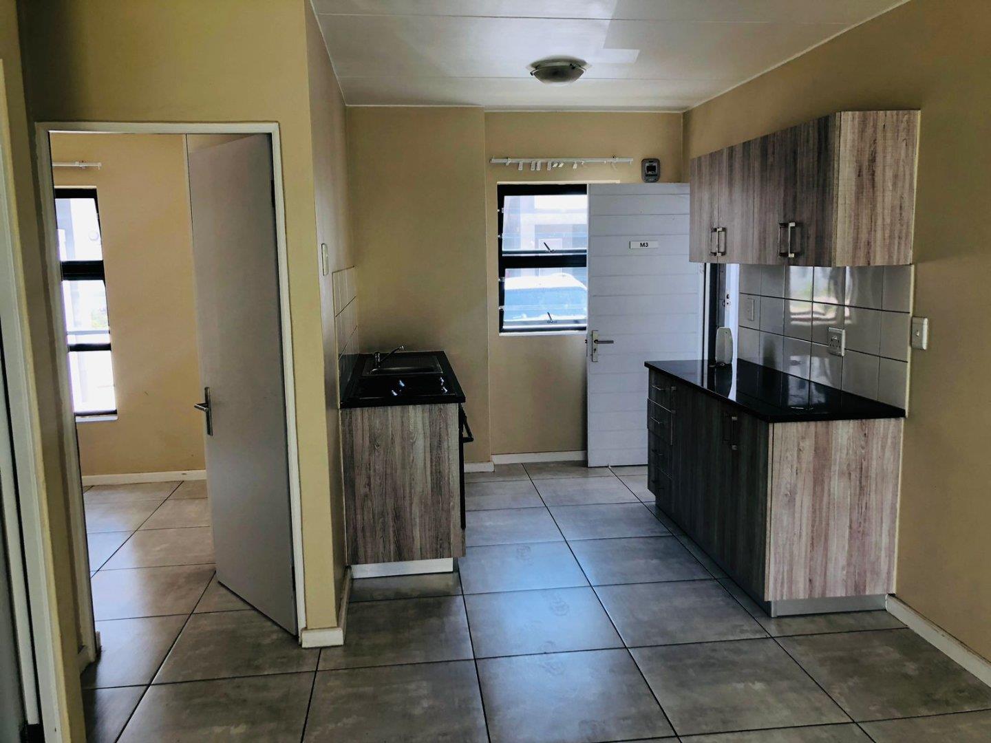 Apartments / flats to rent in Stellenbosch Stellenbosch Property