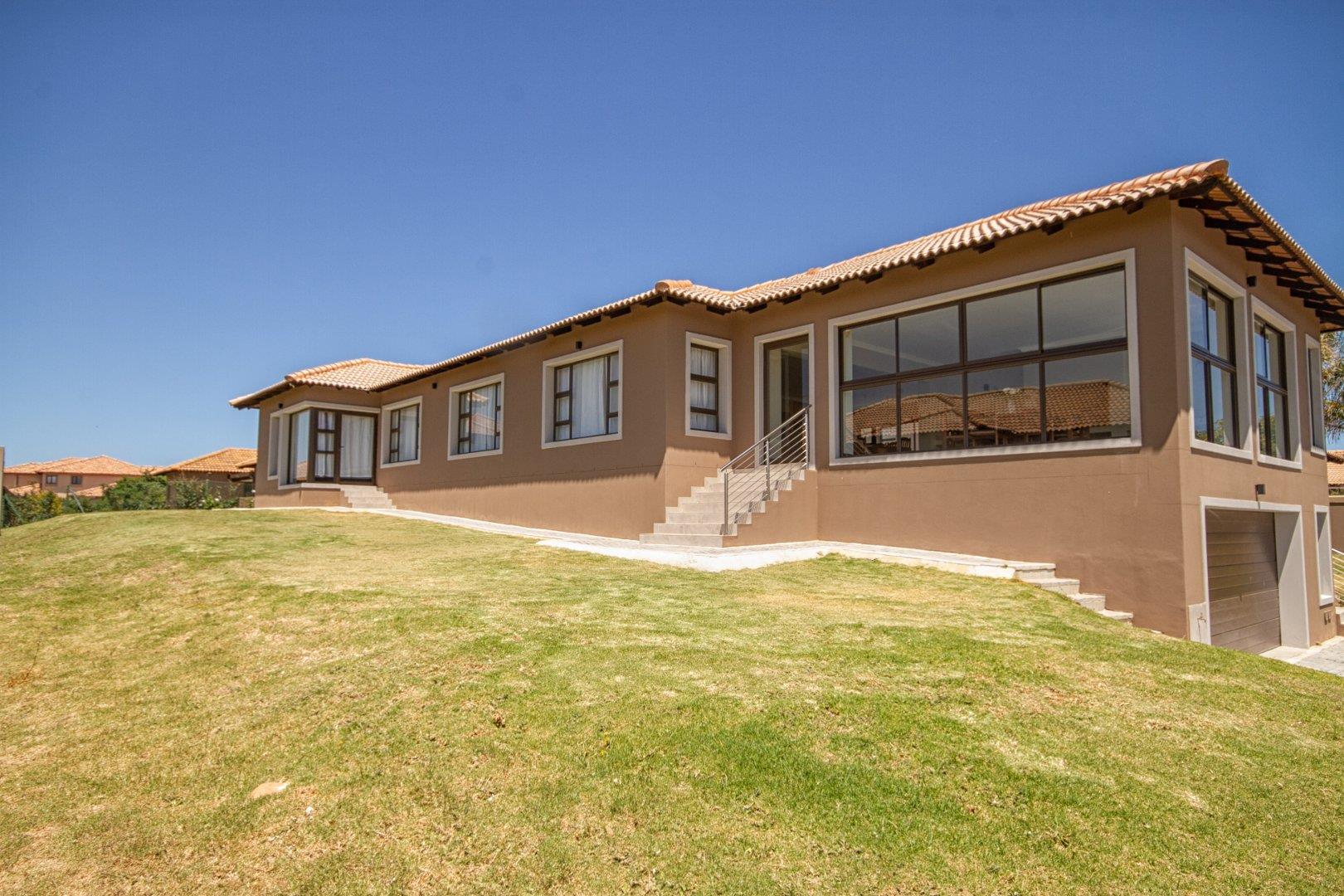 4 Bedroom House for sale in The Hill 33 The Hill Private Estate P24