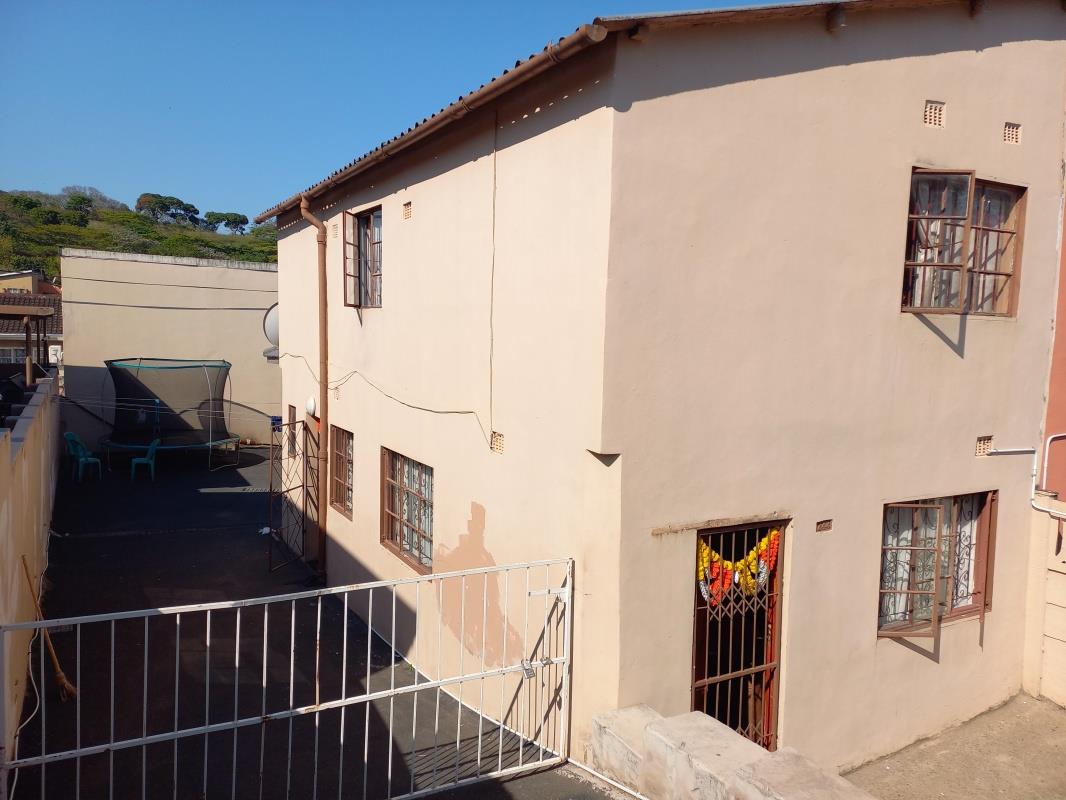 Property and houses for sale in Chatsworth Chatsworth Property