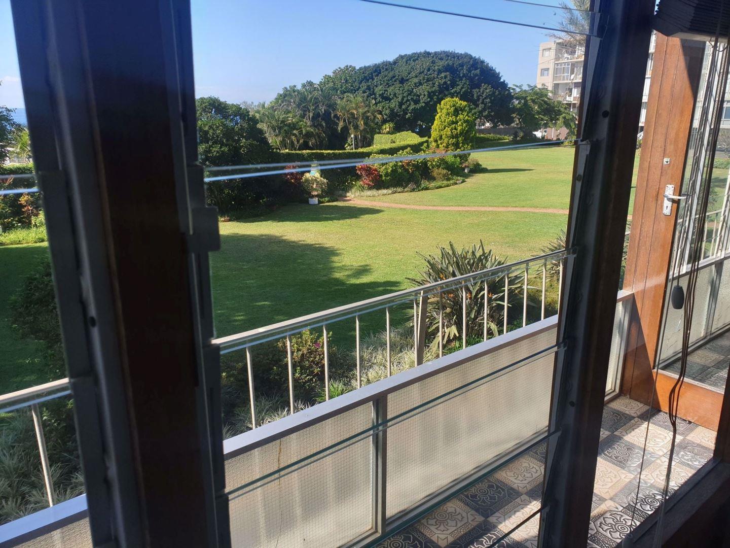 1 Bedroom Apartment / flat for sale in Umhlanga Central P24113728858