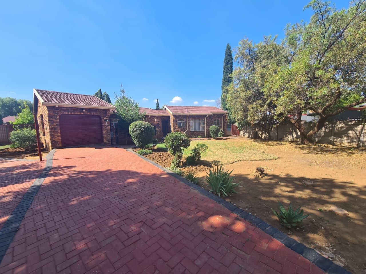 3 Bedroom House for sale in Waldrift P24113729270