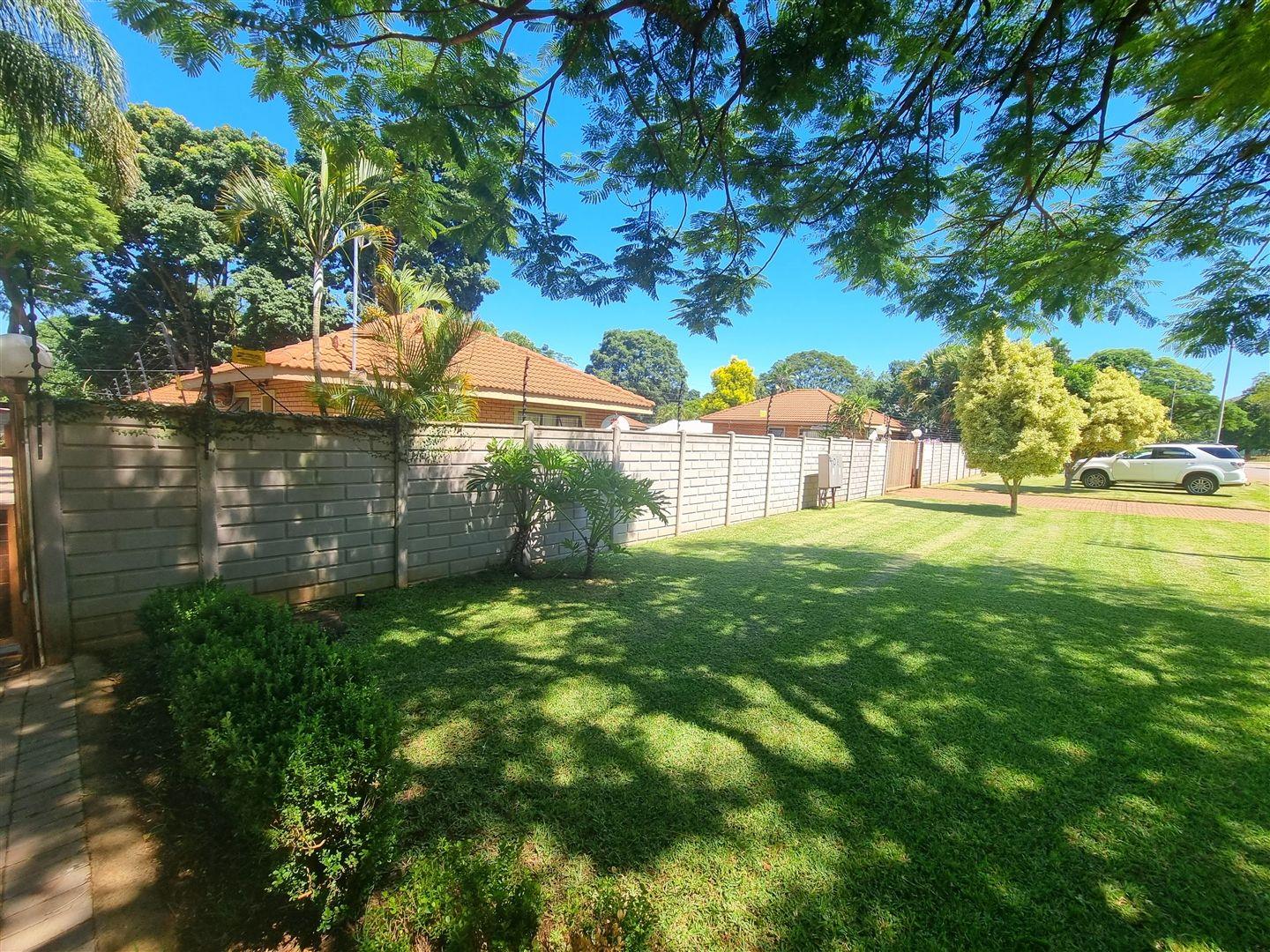 15 Bedroom House for sale in Louis Trichardt P24111176274