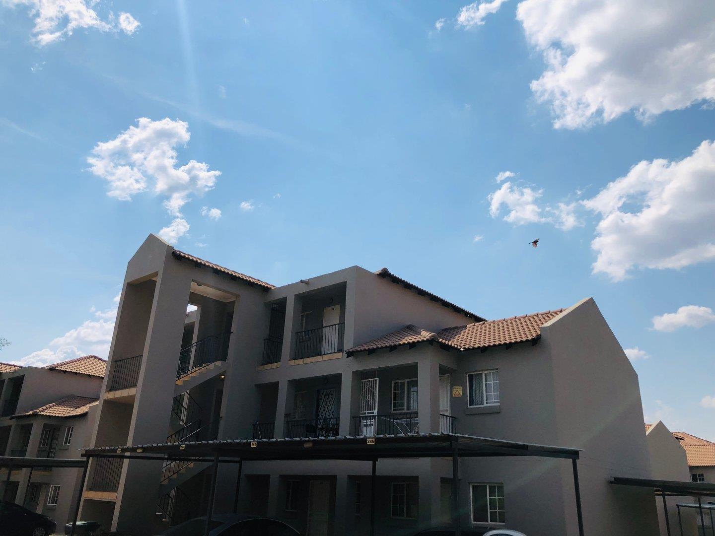 Van Der Hoff Park Property Property and houses to rent in Van Der