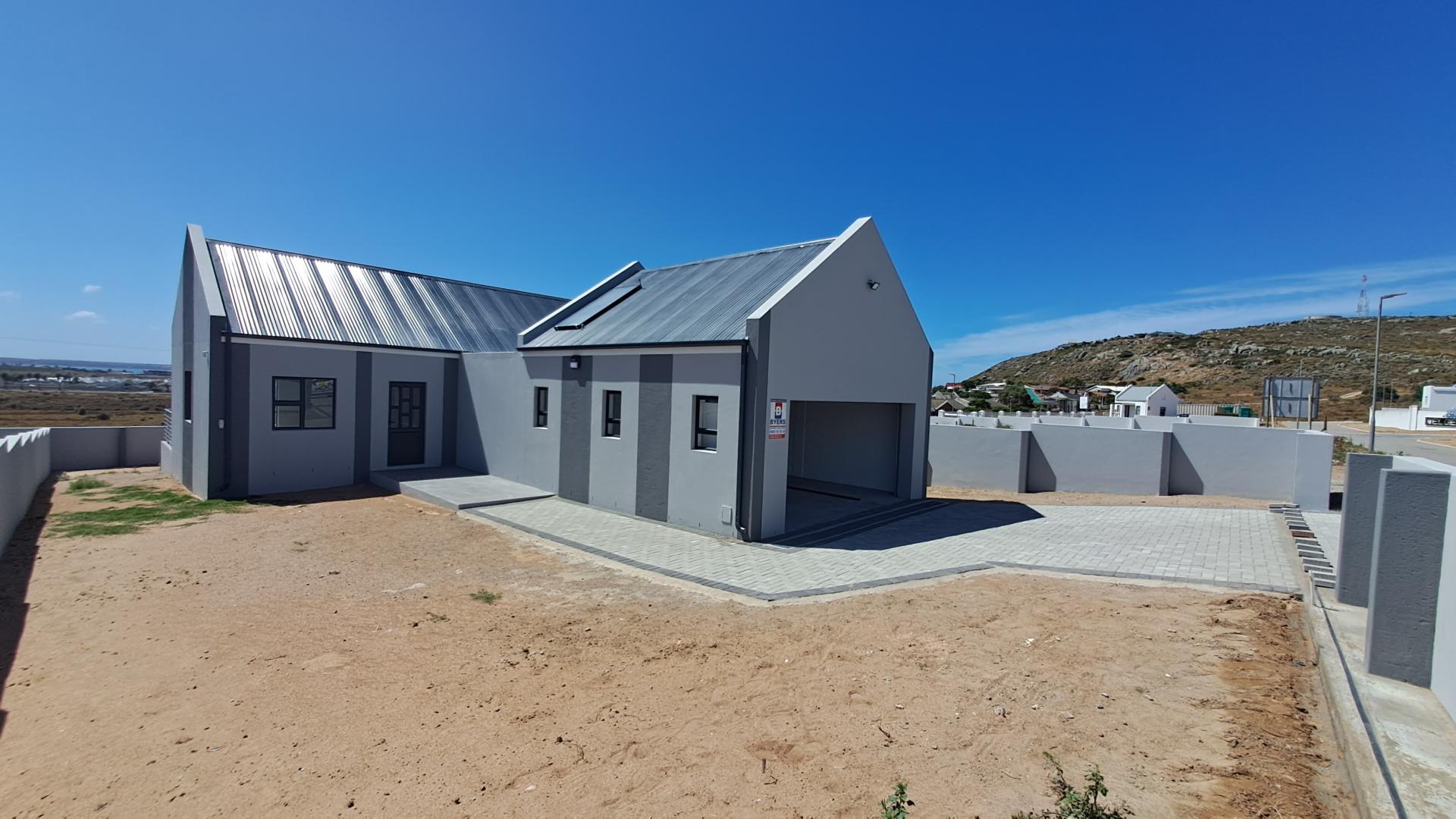 3 Bedroom House for sale in Saldanha Central 8 Admiralty Road P24