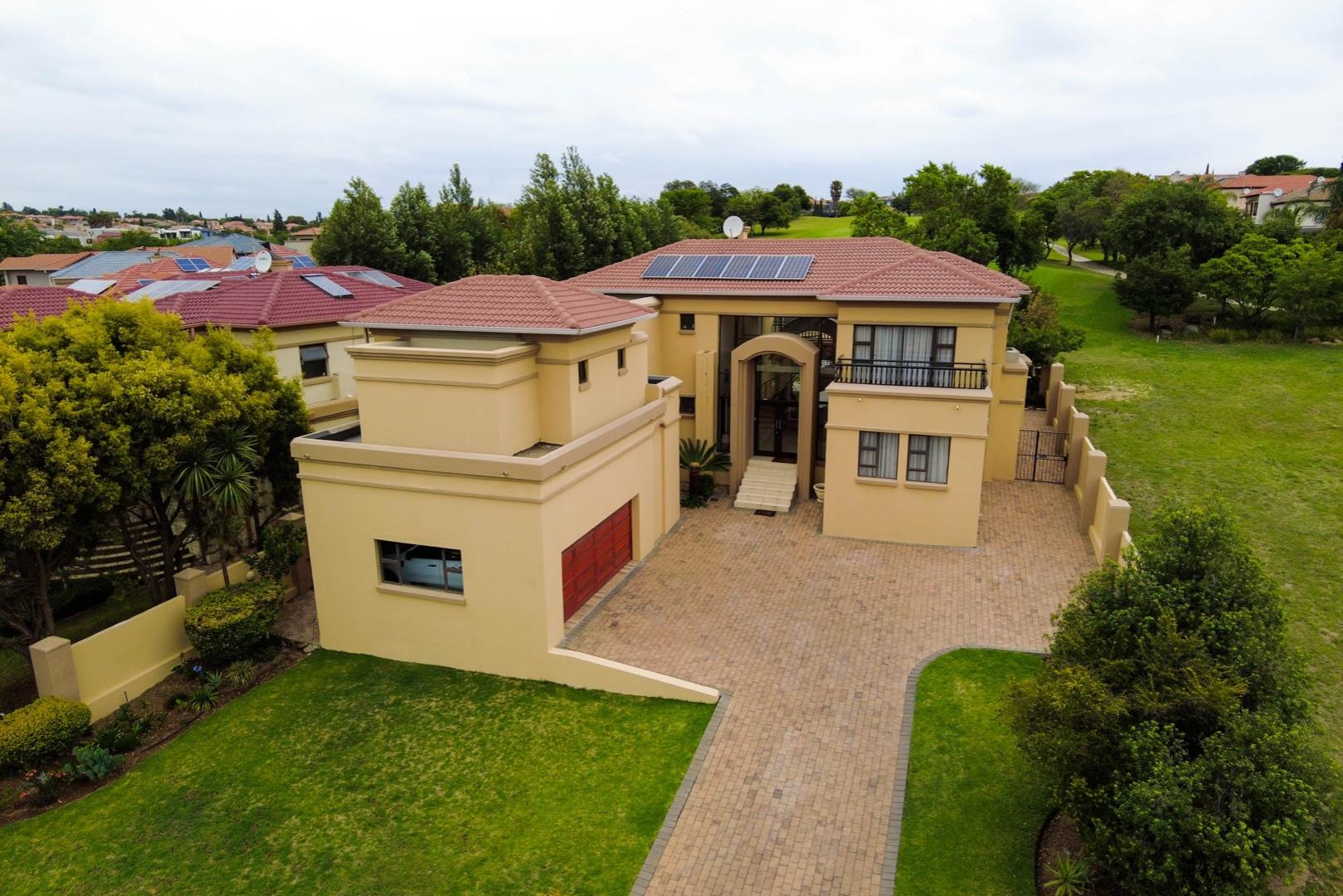 House for sale in Blue Valley Golf Estate P24113515543