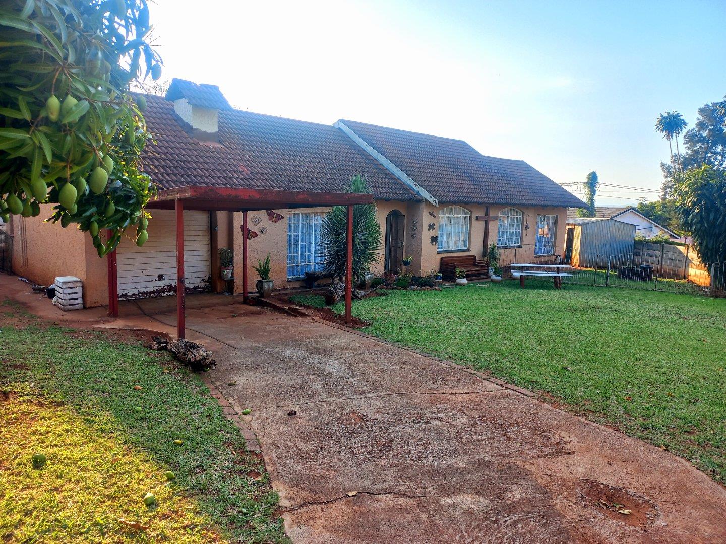 3 Bedroom House for sale in Barberton P24113731398