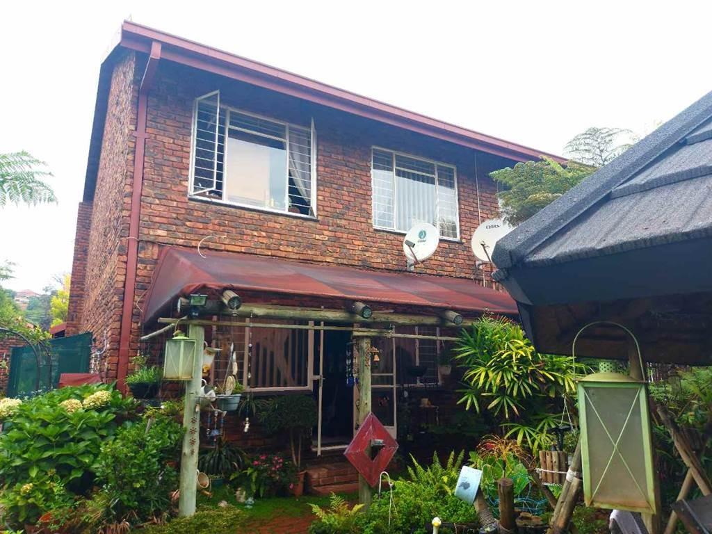 Silverton Property Townhouses for sale in Silverton Page 2