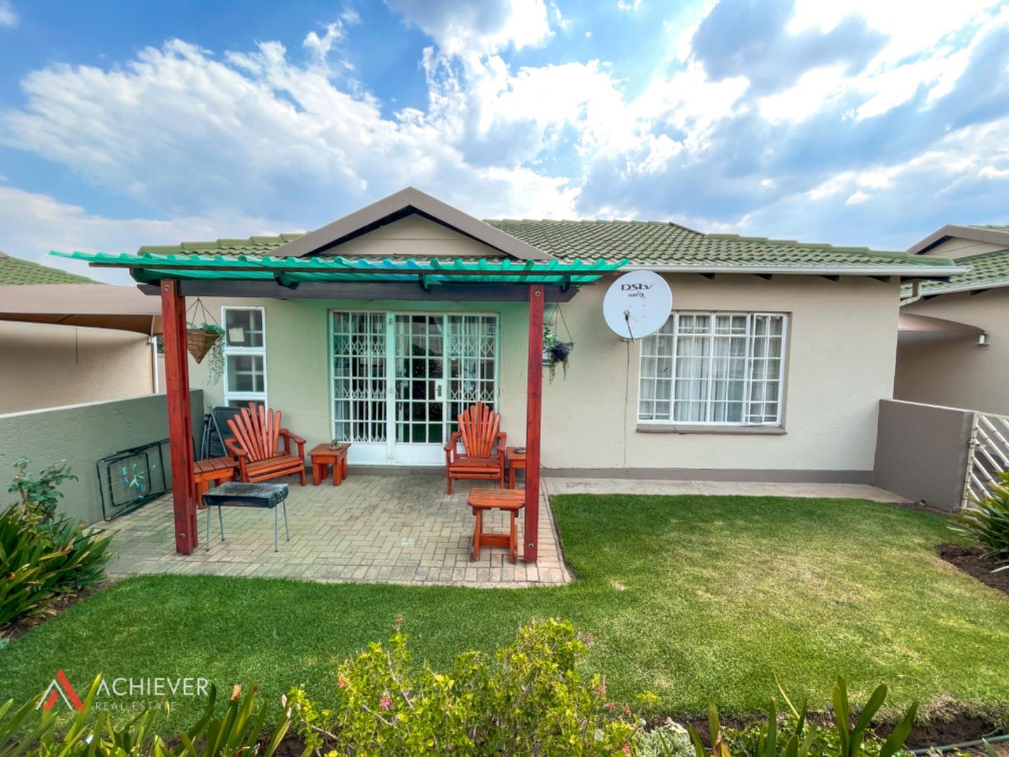 Sunward Park Property Townhouses to rent in Sunward Park