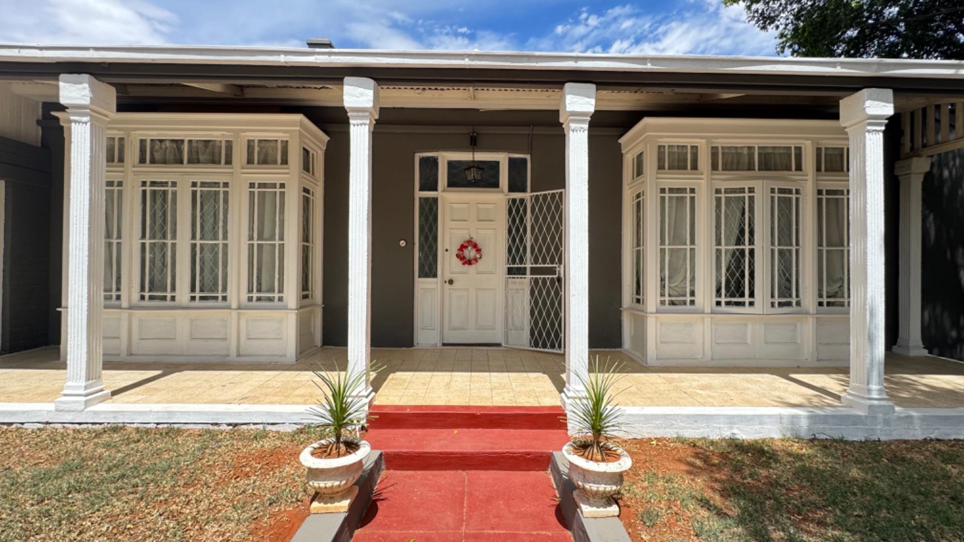 4 Bedroom House for sale in Belgravia 22 Rendlesham Street P24