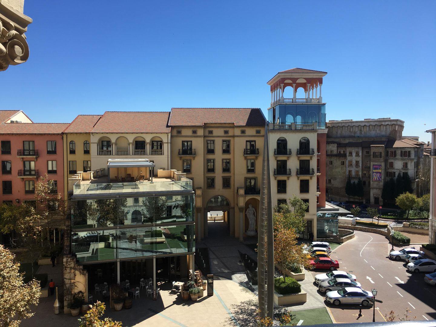 Commercial property to rent in Fourways 5 The Pivot, 178 Montecasino