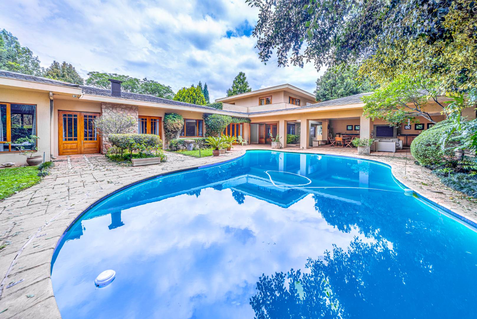 6 Bedroom House to rent in Morningside P24113737350