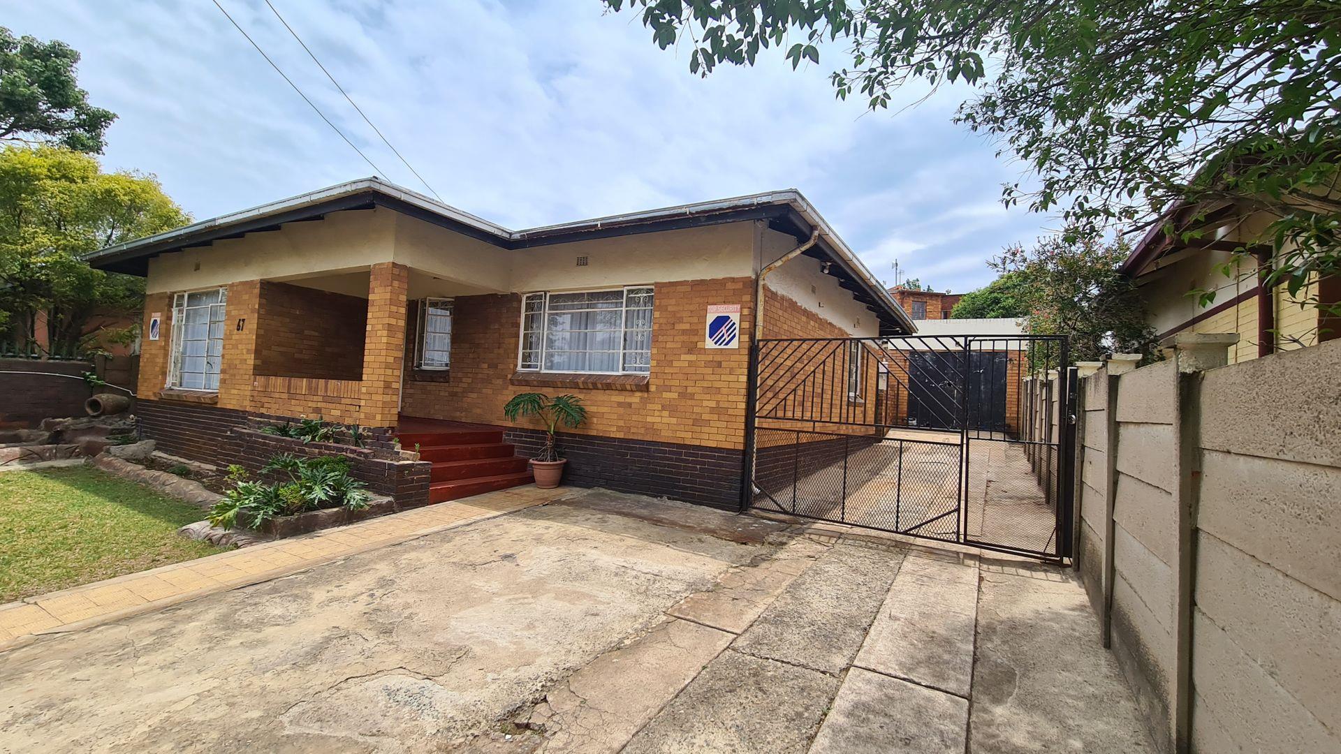 3 Bedroom House for sale in Sunnyridge P24113739737