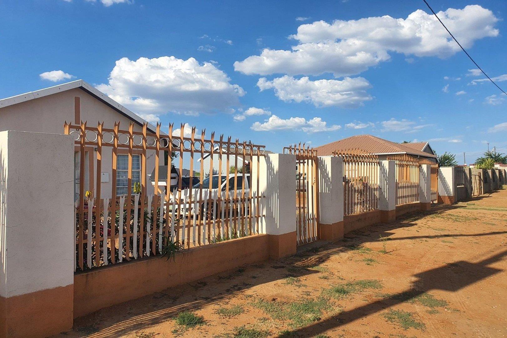 Roodepan Property Property and houses for sale in Roodepan