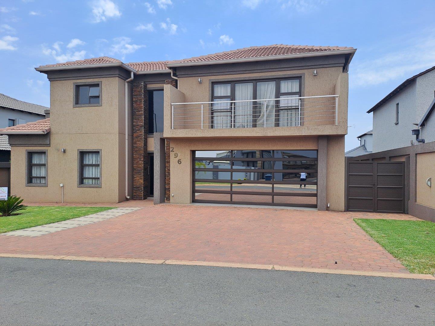 Zambezi Manor Lifestyle Estate Property Property and houses for sale