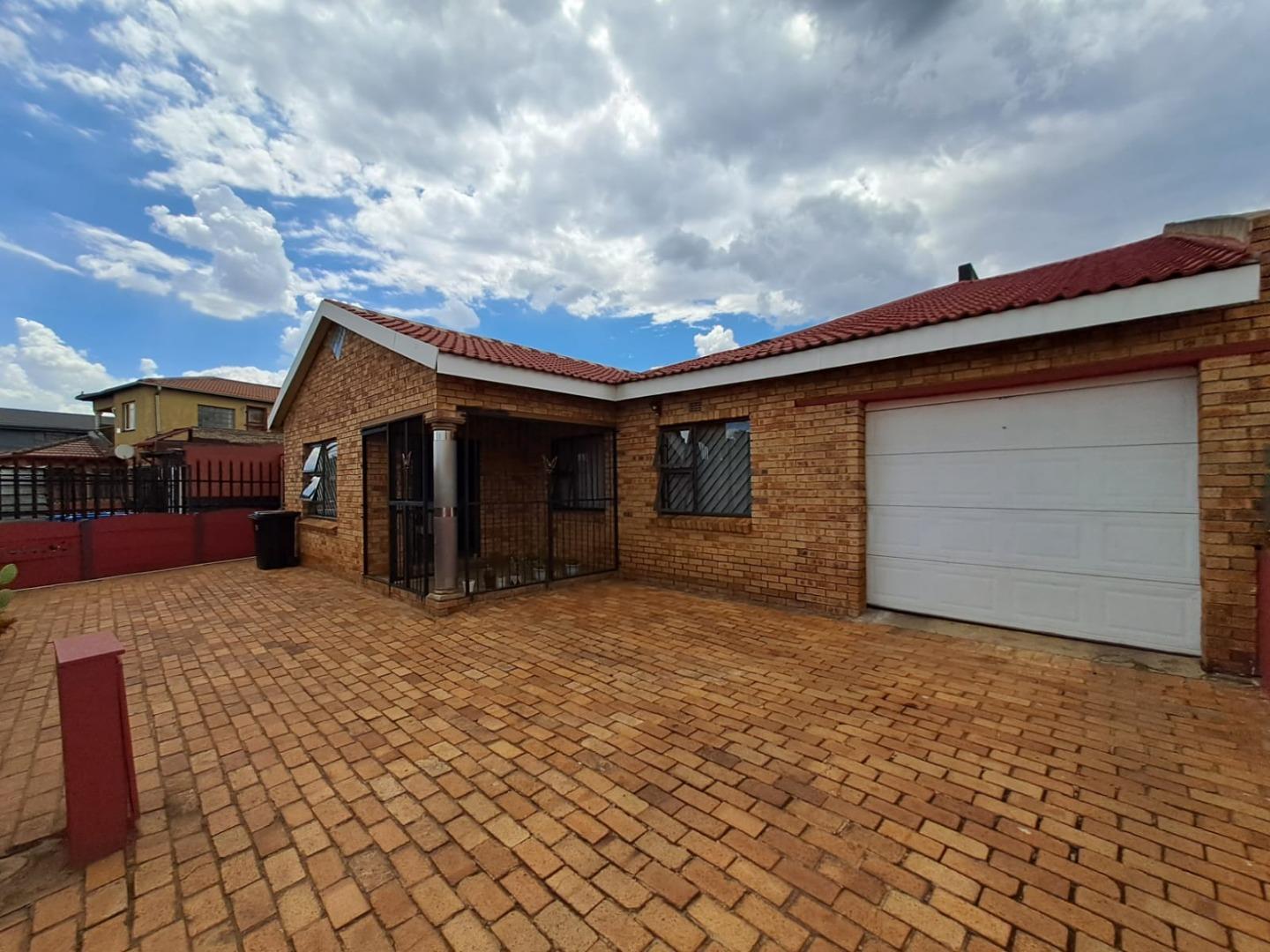 Klipspruit West Property Property and houses for sale in Klipspruit