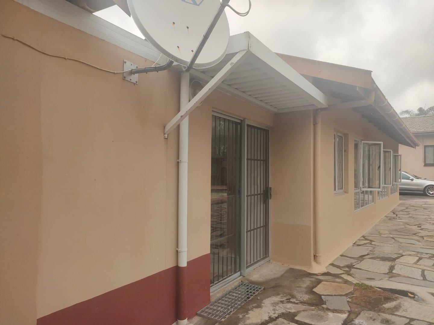 Malvern, Queensburgh Property Apartments / flats to rent in Malvern